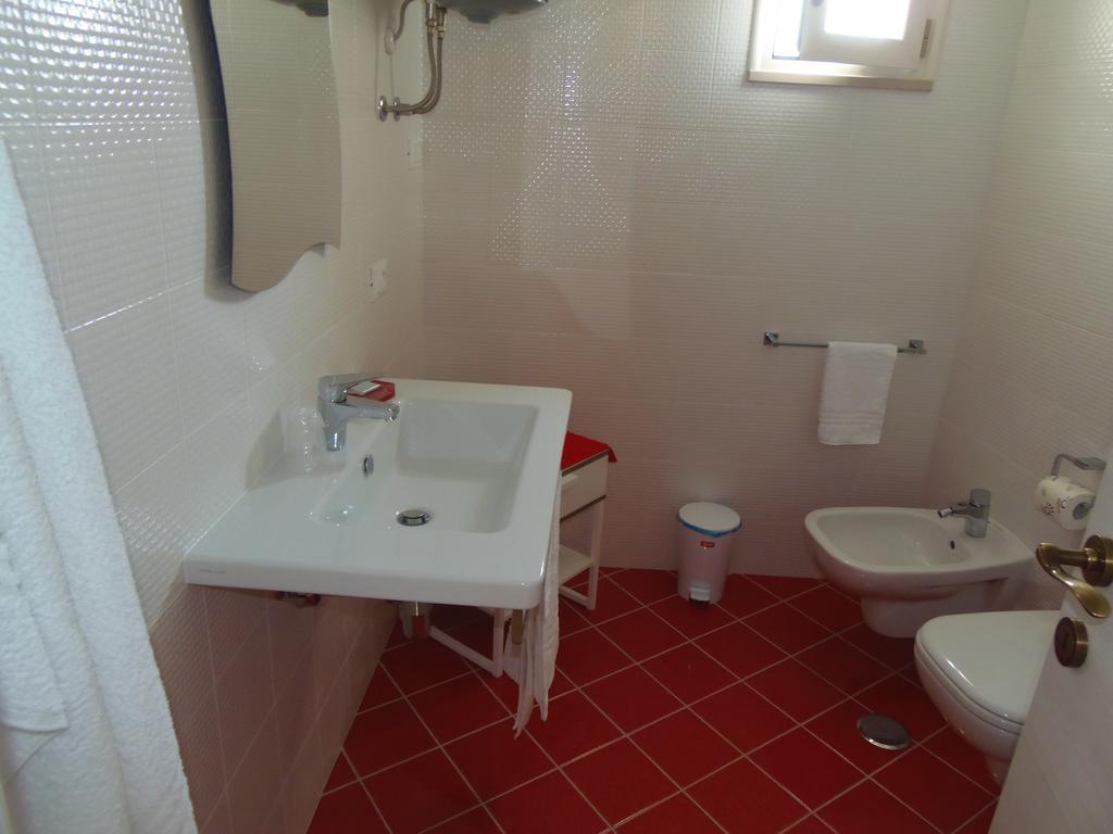 B&B Luiro Castellaneta Kamer foto