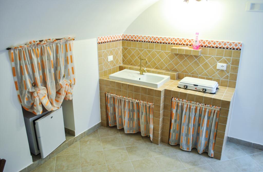 B&B Luiro Castellaneta Kamer foto